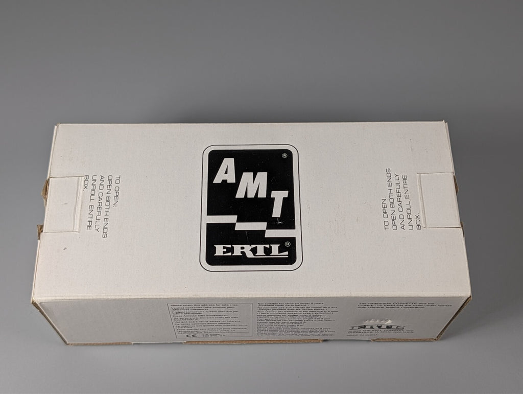AMT Ertl 1953 Corvette Convertible Polo White 8732 Promo 1:25 Factory Tied