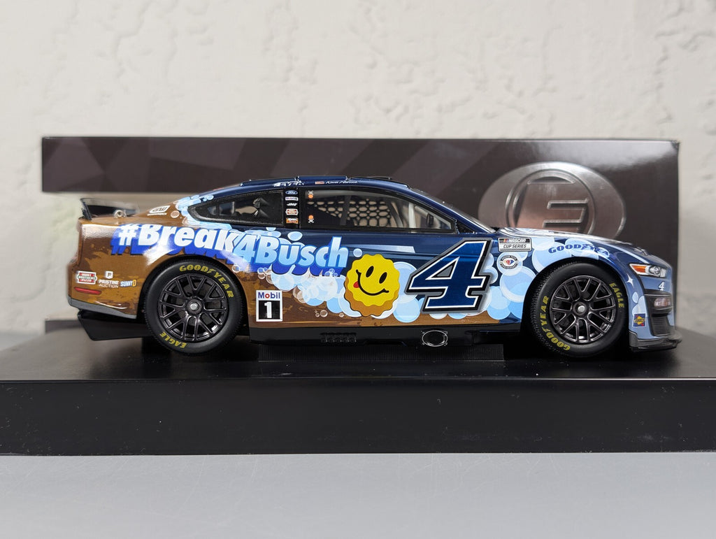 Kevin Harvick #4 Busch Light Dirt 2023 Mustang Elite Color Chrome 1:24 DIN 12/24