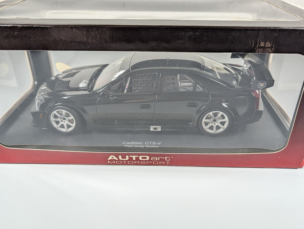 AutoArt 1:18 Cadillac CTS-V Race Car Plain Body Black Limited 3000 Diecast
