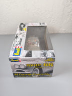 Revell Route 66 '62 Corvette Convertible 1:25 Diecast Figures New Box