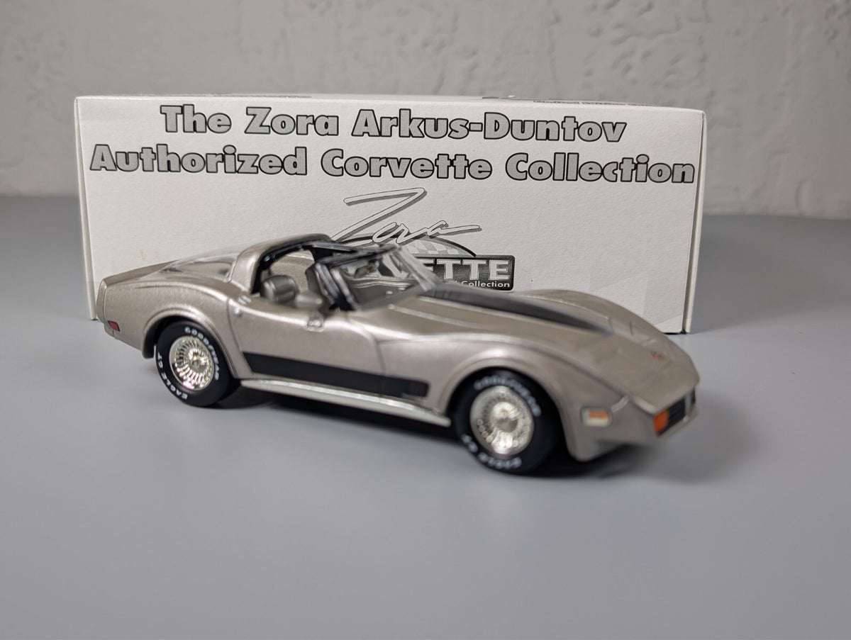 1982 Chevrolet Corvette Collector Edition 1:32 Zora Arkus-Duntov Diecast