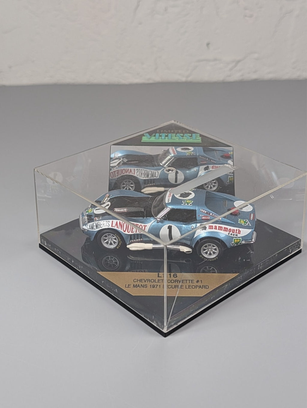 Vitesse L116 Corvette #1 Le Mans 1971 Ecurie Leopard Lanquetot 1:43 Diecast Case
