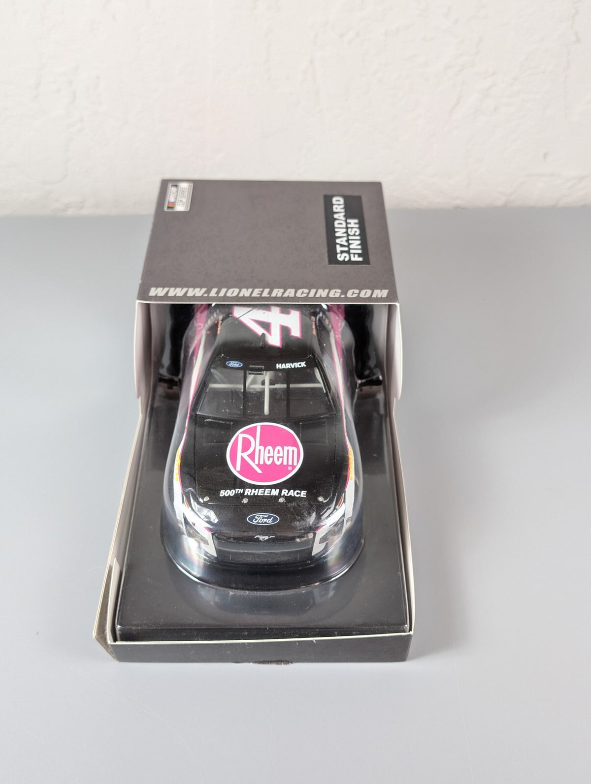 Kevin Harvick #4 Rheem Chasing a Cure 2022 Mustang RCCA Elite 1:24 DIN 53/136