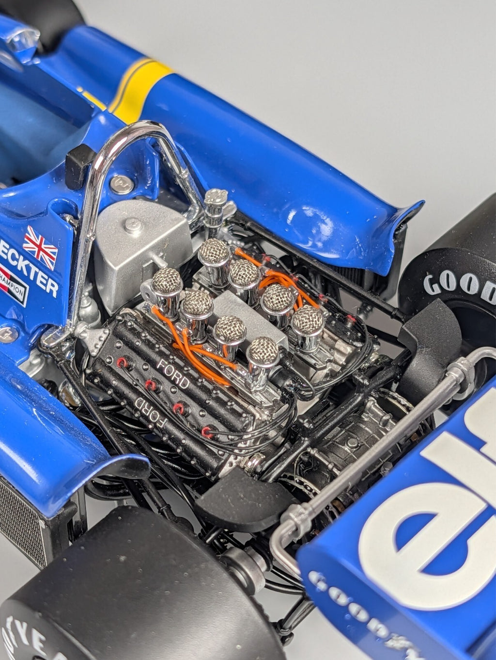 Exoto Grand Prix Classics 1:18 Tyrrell Ford P34 #3 Scheckter F1 6-Wheeler w/Box