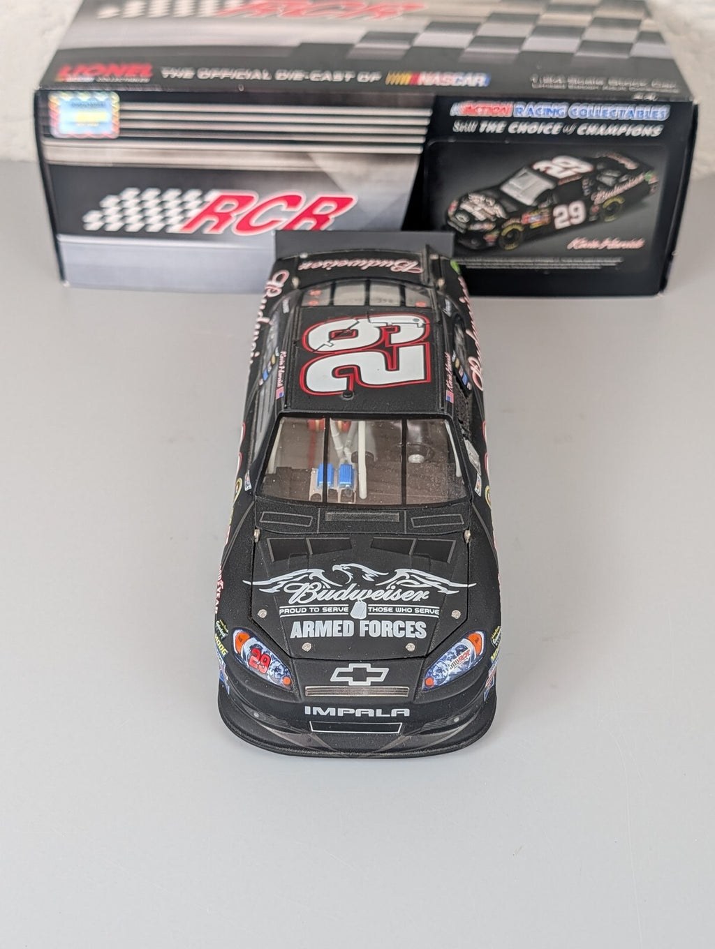 Kevin Harvick #29 Budweiser Military Tribute 2011 Impala 1:24 DIN 2884/3702
