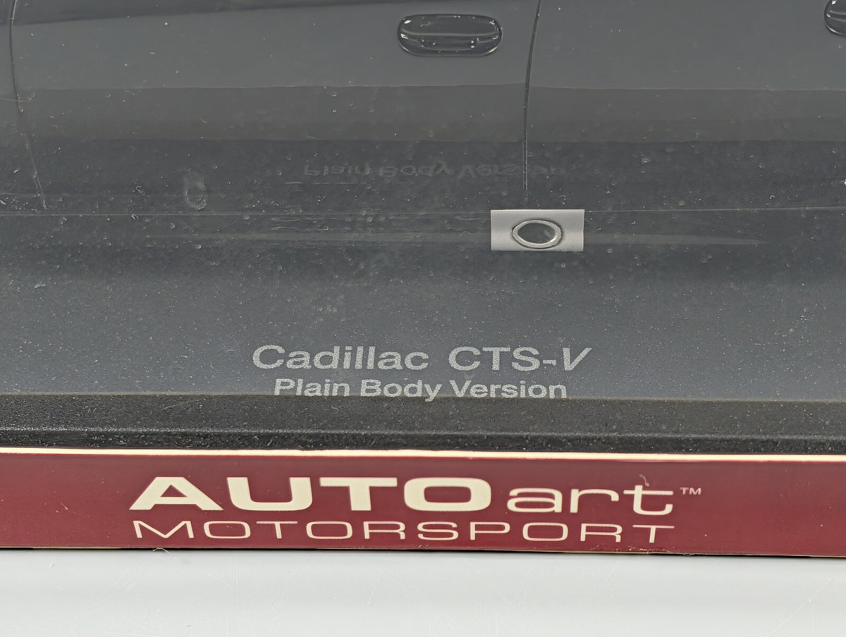 AutoArt 1:18 Cadillac CTS-V Race Car Plain Body Black Limited 3000 Diecast