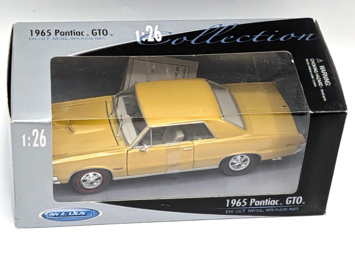 Welly 1965 Pontiac GTO Gold 1:26 Diecast Model Car NIB