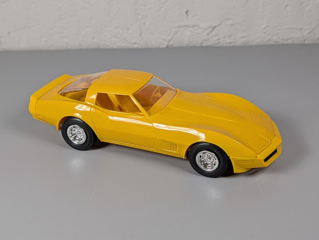 1980 Chevrolet Corvette AMT Dealer Promo Model 1:25 Yellow w/Box Mint