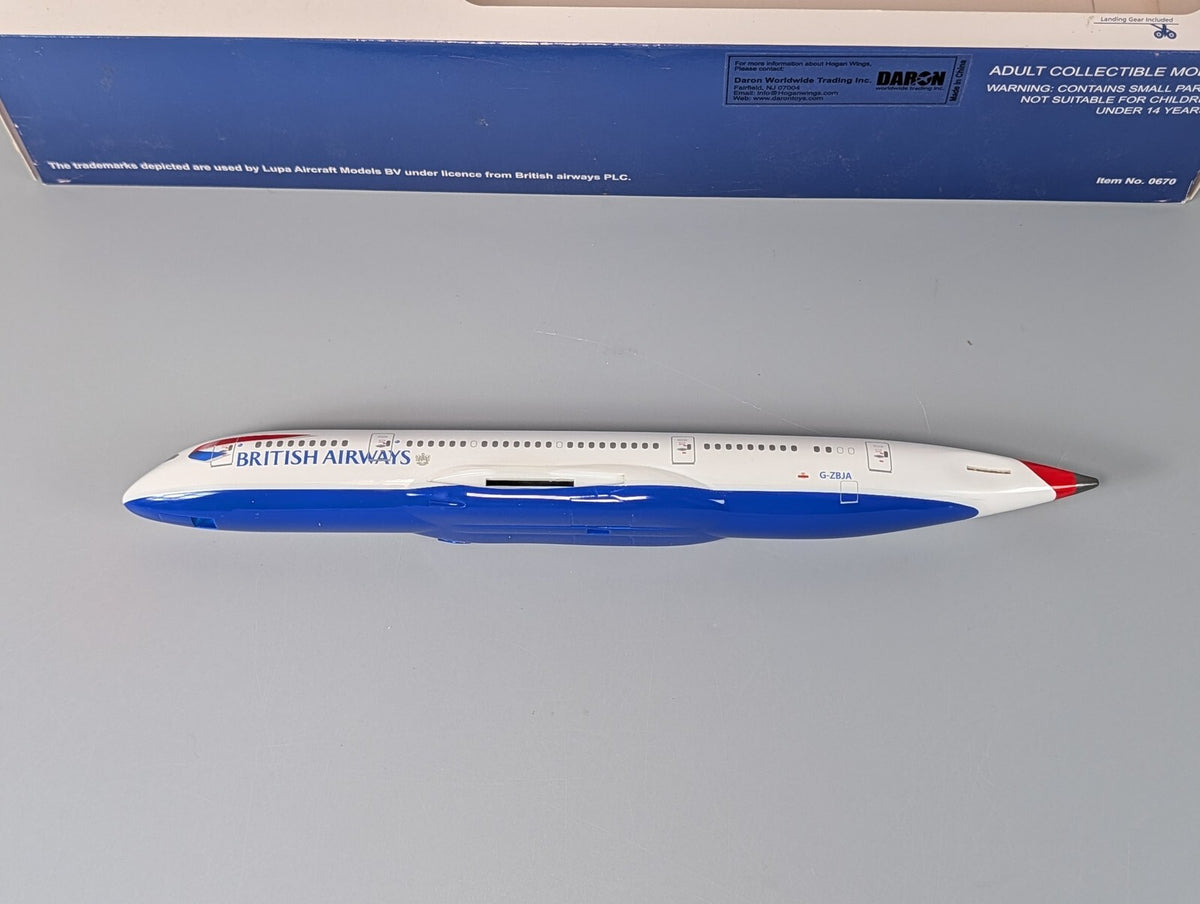 Hogan 1:200 Boeing 787-8 British Airways Snap Fit Model 0670 G-ZBJA w/ Stand