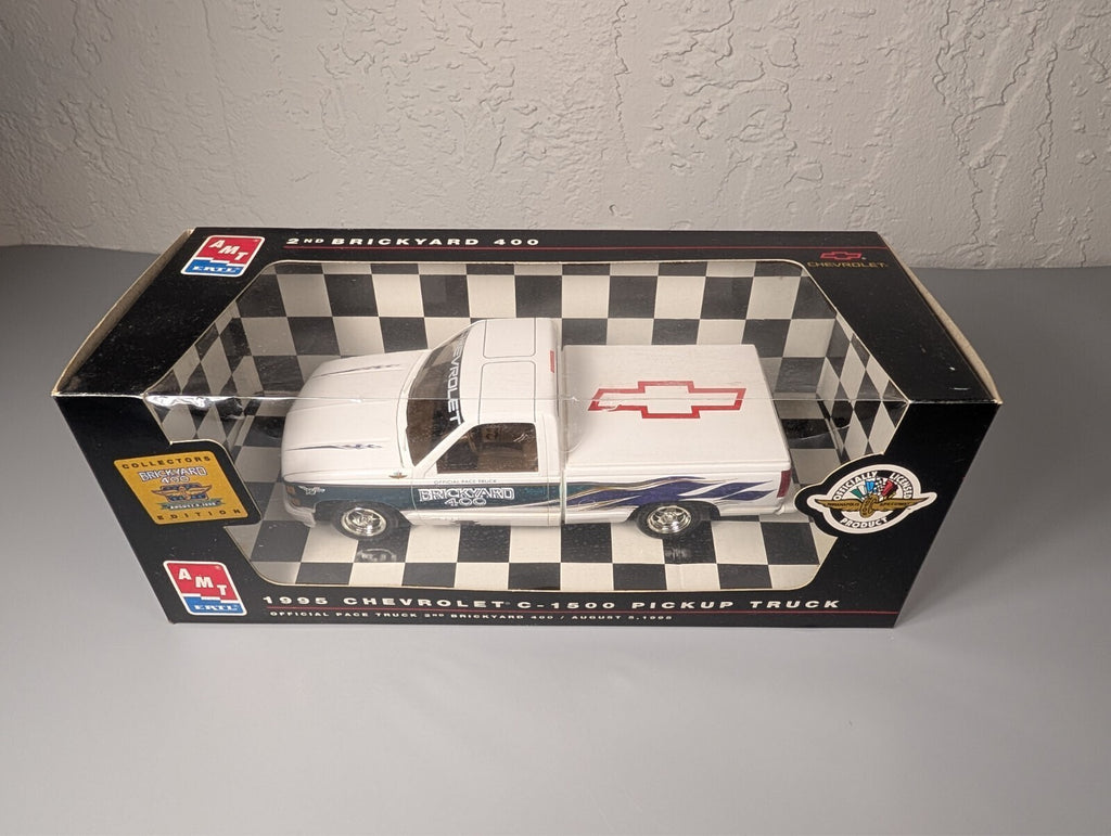 AMT ERTL 1995 Chevrolet C-1500 Brickyard 400 Pace Truck 1:25 Plastic NIB