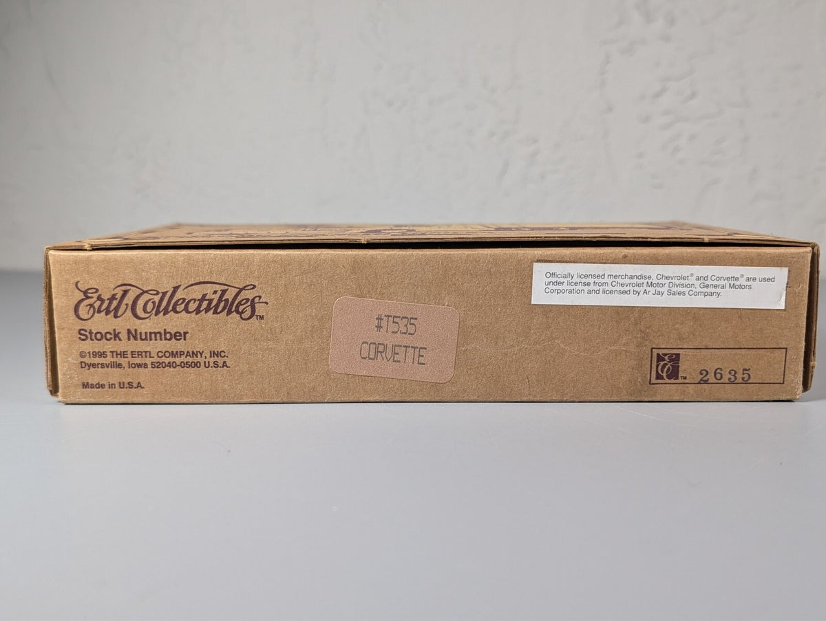 ERTL 1995 Corvette American Dream Drive Tour Hauler 1:64 White GMC T535 NIB
