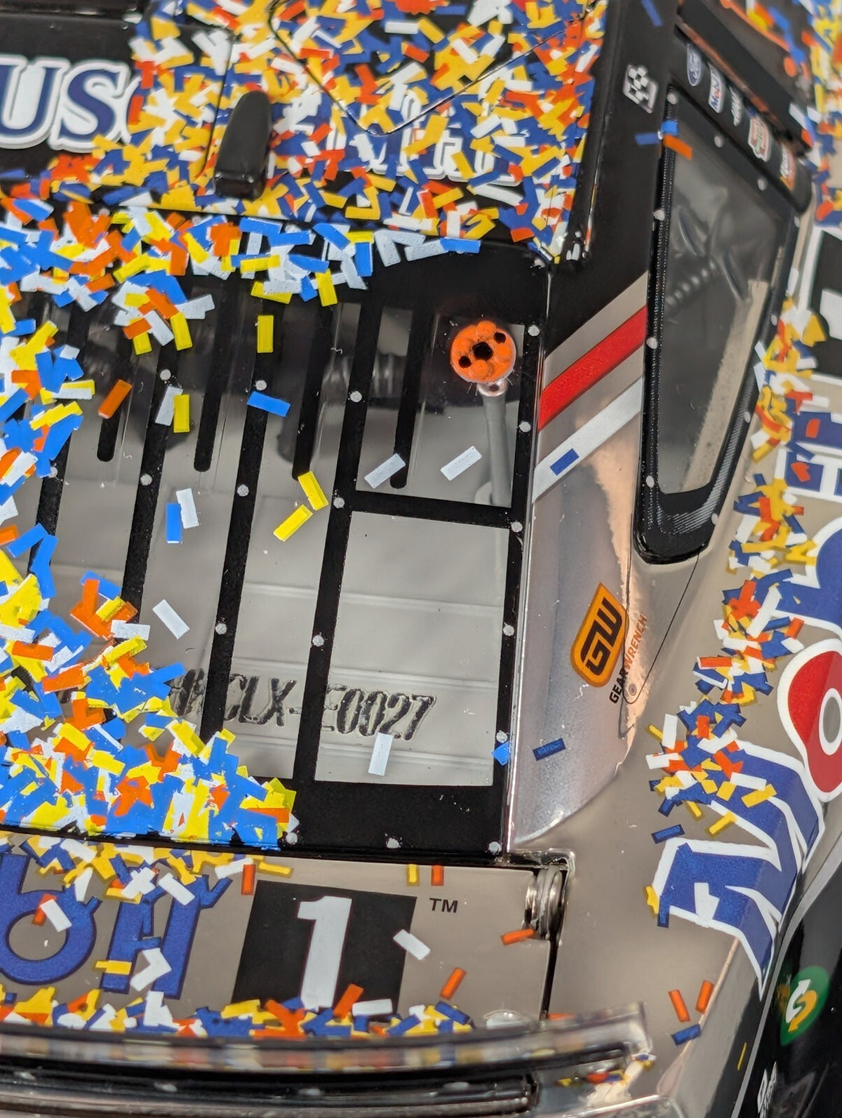Kevin Harvick #4 Mobil 1 Richmond Win 2022 Mustang Elite Chrome 1:24 DIN 27/57