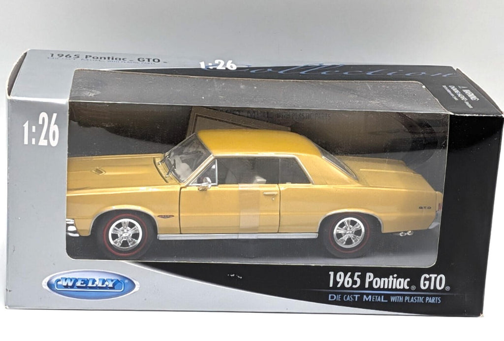 Welly 1965 Pontiac GTO Gold 1:26 Diecast Model Car NIB