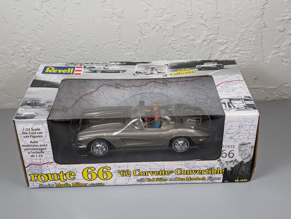 Revell Route 66 '62 Corvette Convertible 1:25 Diecast Figures New Box