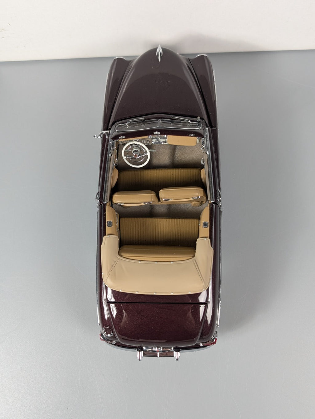 Danbury Mint 1949 Mercury Convertible 1:24 Diecast Maroon Limited Edition w/Box