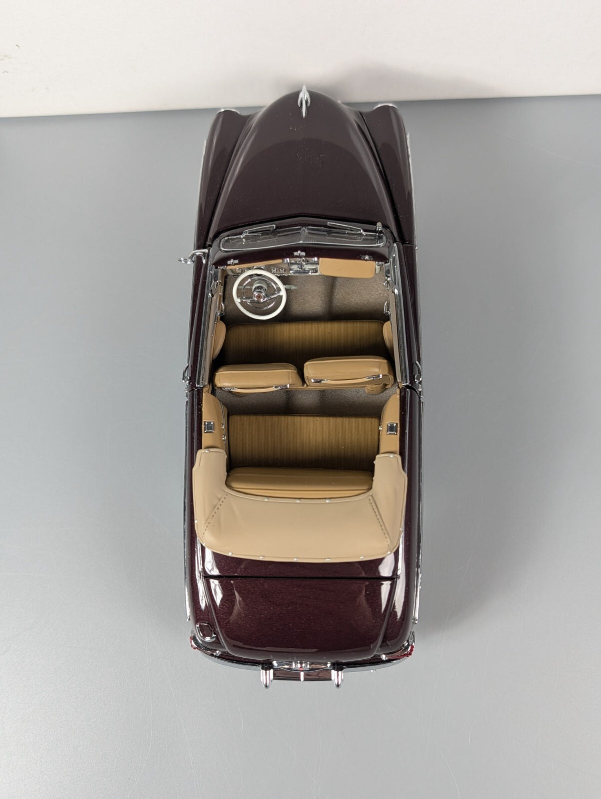 Danbury Mint 1949 Mercury Convertible 1:24 Diecast Maroon Limited Edition w/Box