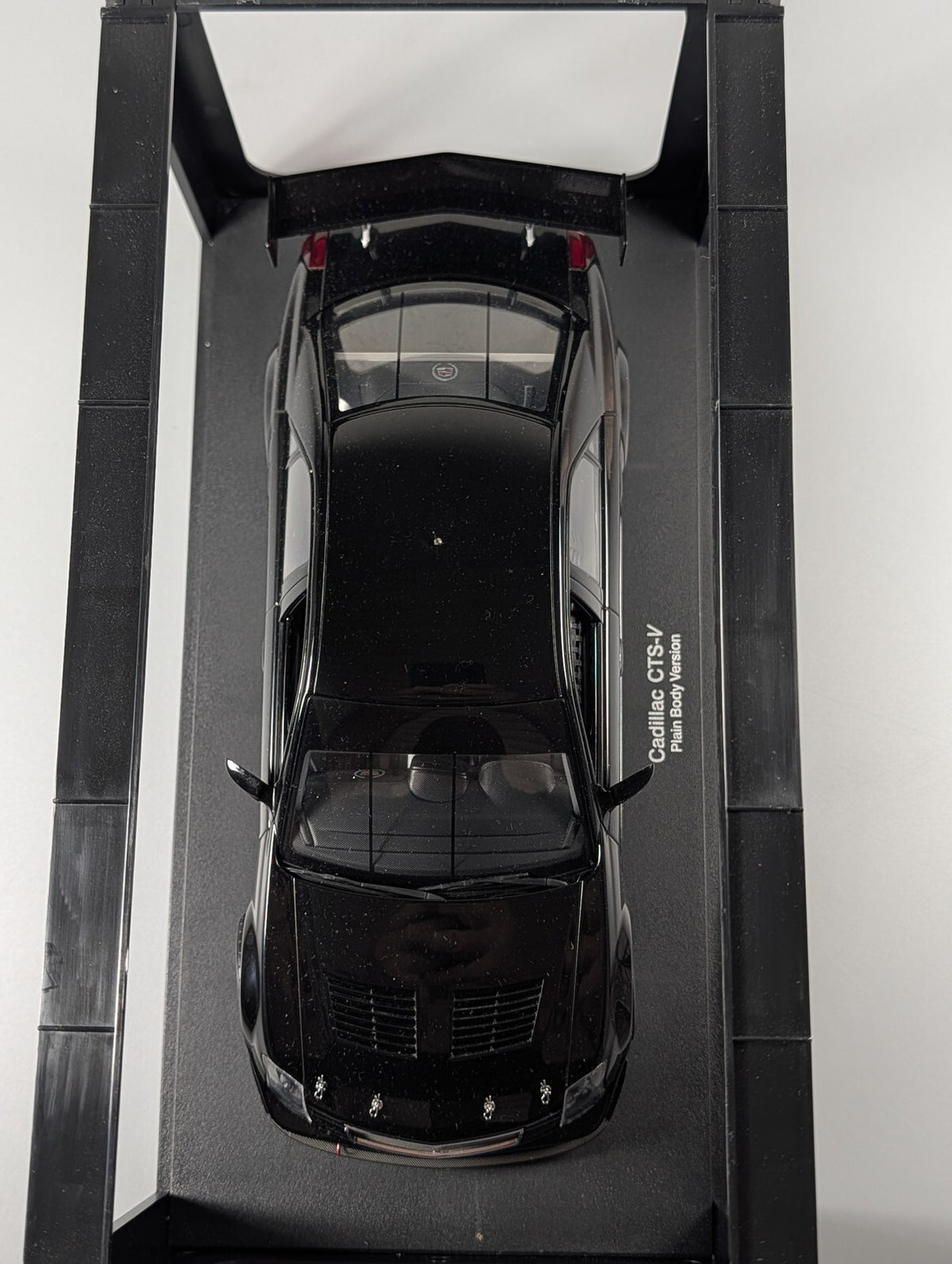 AutoArt 1:18 Cadillac CTS-V Race Car Plain Body Black Limited 3000 Diecast