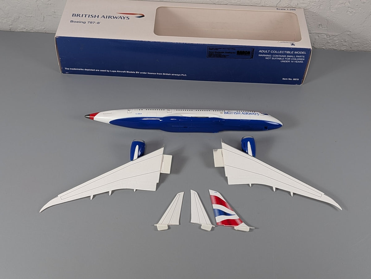 Hogan 1:200 Boeing 787-8 British Airways Snap Fit Model 0670 G-ZBJA w/ Stand