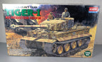 Academy 1:35 Tiger I Mid Production German Heavy Tank Model Kit SEALED Interior