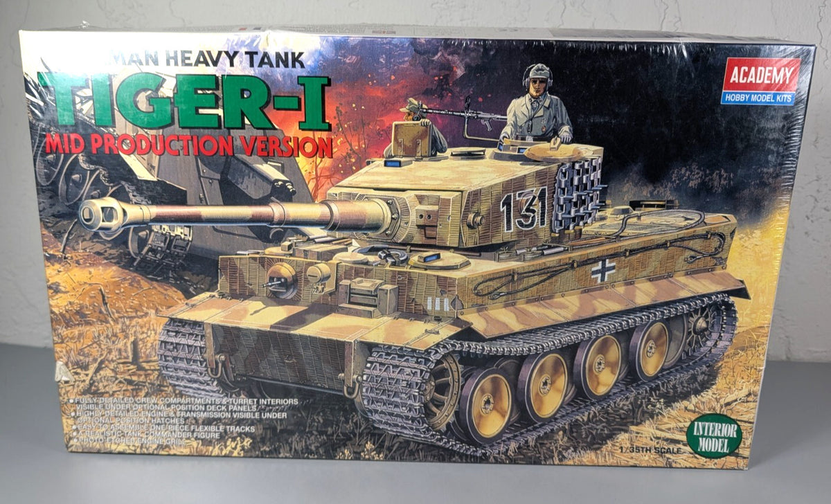 Academy 1:35 Tiger I Mid Production German Heavy Tank Model Kit SEALED Interior