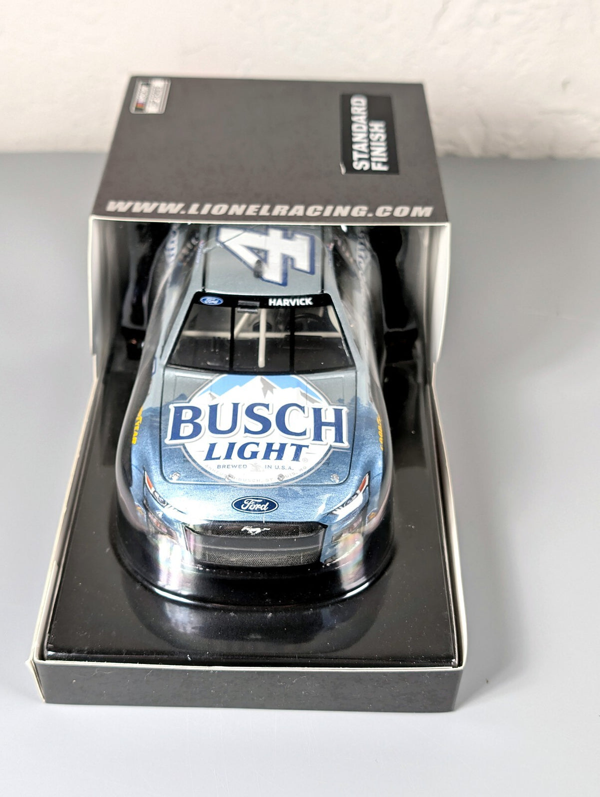 Lionel Kevin Harvick #4 Busch Light 2022 Next Gen 1:24 Diecast DIN 33/248