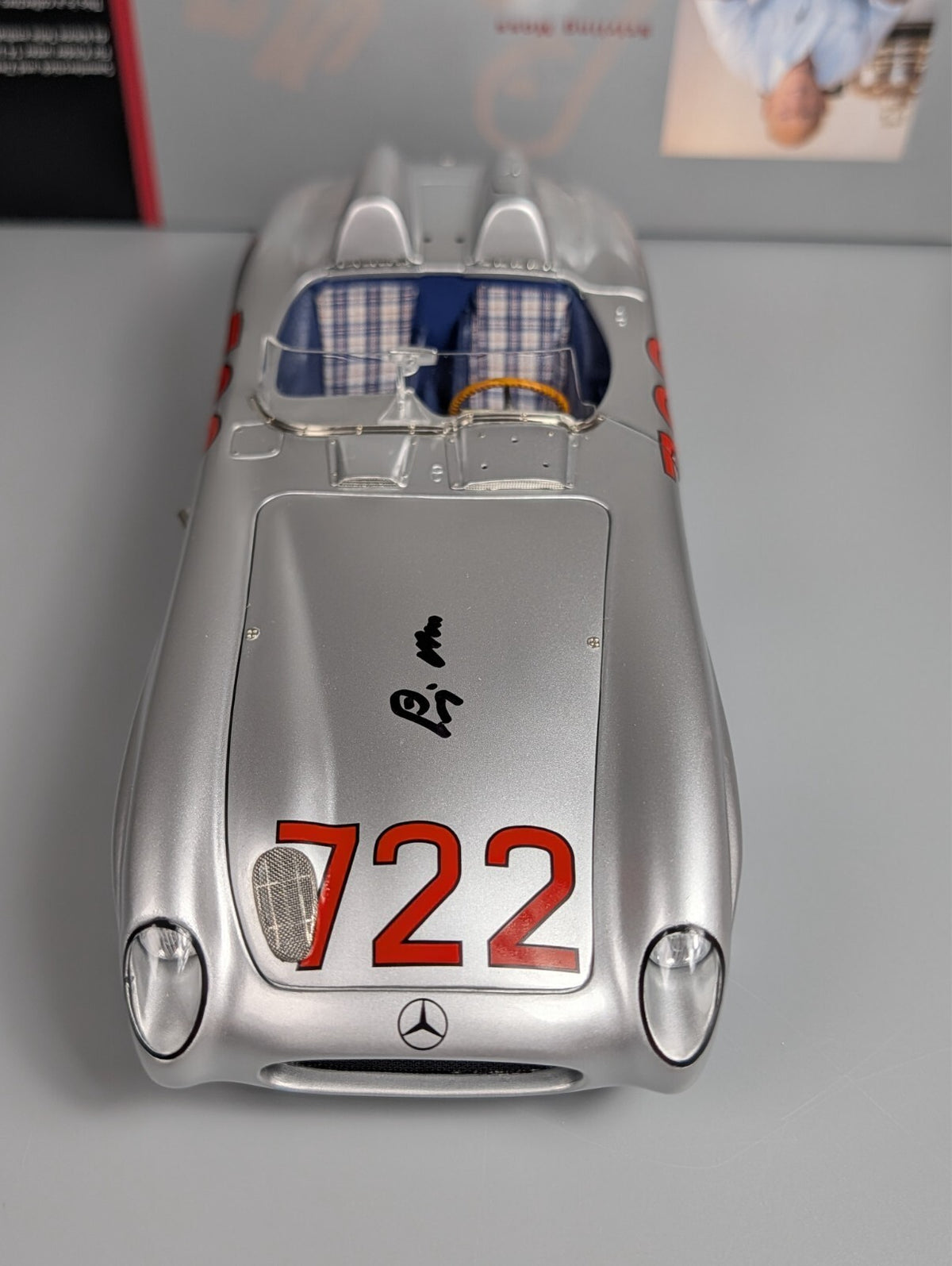 CMC 1:18 Mercedes-Benz 300 SLR 722 Signed Stirling Moss Mille Miglia  M-072 COA