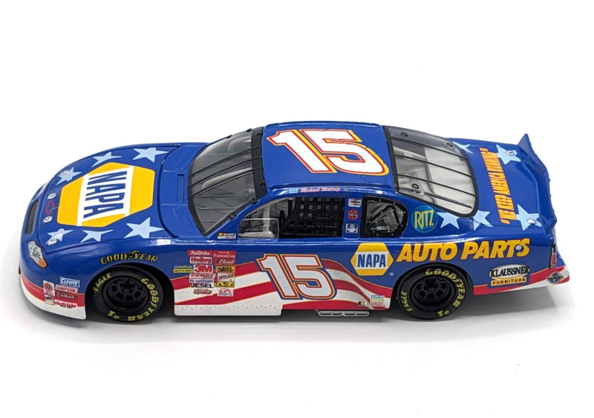 Michael Waltrip #15 NAPA Auto Parts Stars & Stripes 1:24 Action Diecast