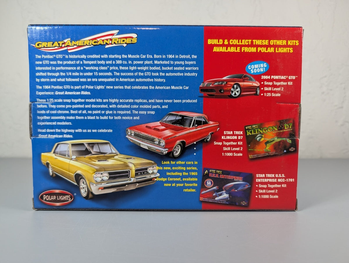Polar Lights 1964 Pontiac GTO Convertible 1:25 Snap Model Kit SEALED KB Toys
