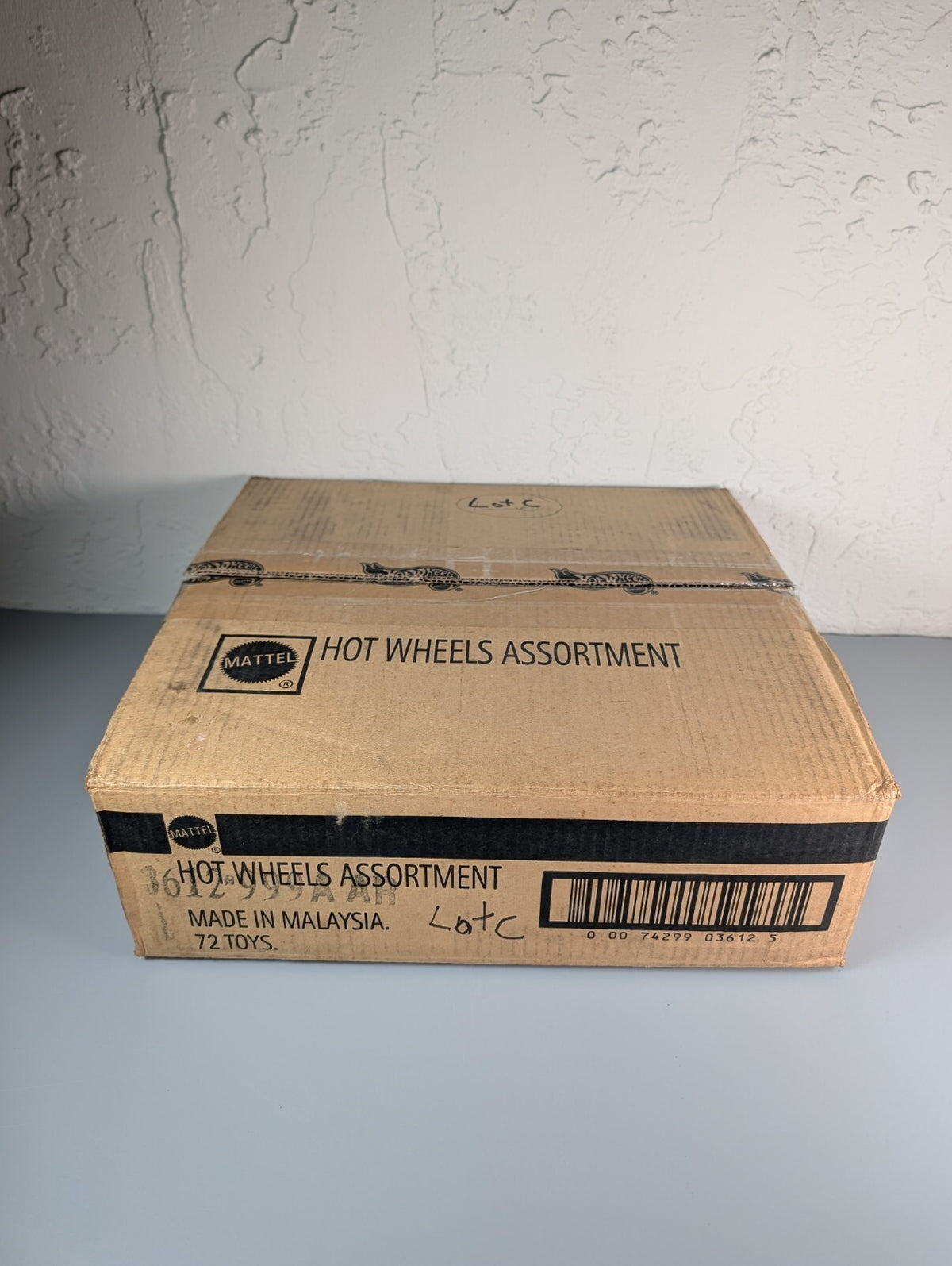 Hot Wheels Factory Case 3612 Lot of 72 Mainline 2001 First Edition Gold 1:64 C
