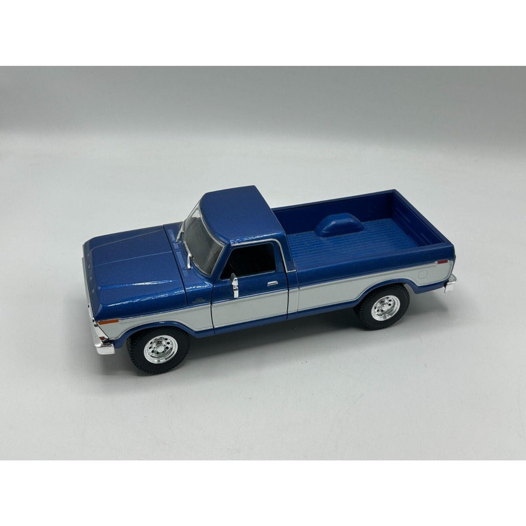 Maisto 1979 Ford F-150 Pickup Truck 1/20 Scale Diecast Blue/Silver Two-Tone Rare