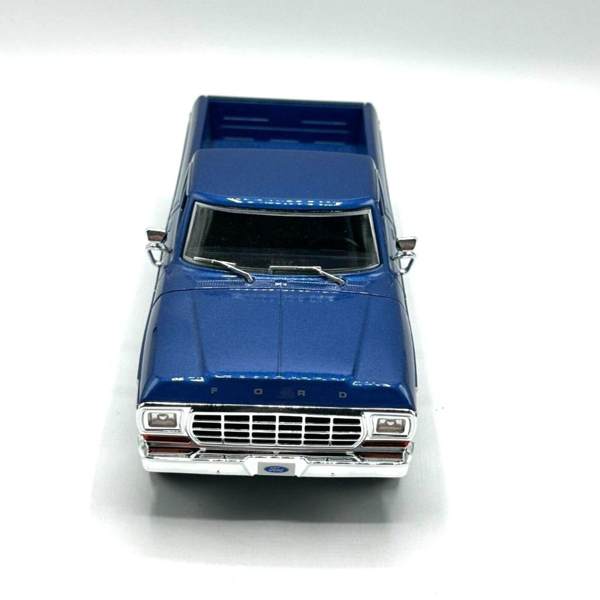 Maisto 1979 Ford F-150 Pickup Truck 1/20 Scale Diecast Blue/Silver Two-Tone Rare