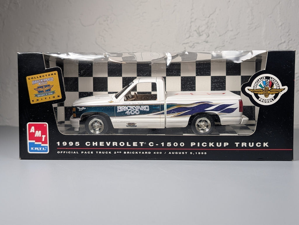 AMT ERTL 1995 Chevrolet C-1500 Brickyard 400 Pace Truck 1:25 Plastic NIB