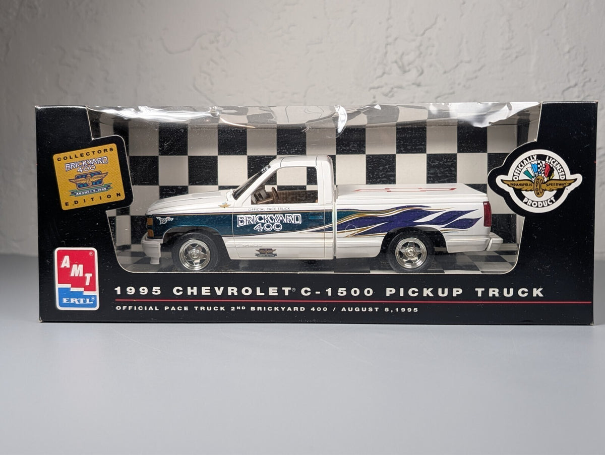 AMT ERTL 1995 Chevrolet C-1500 Brickyard 400 Pace Truck 1:25 Plastic NIB