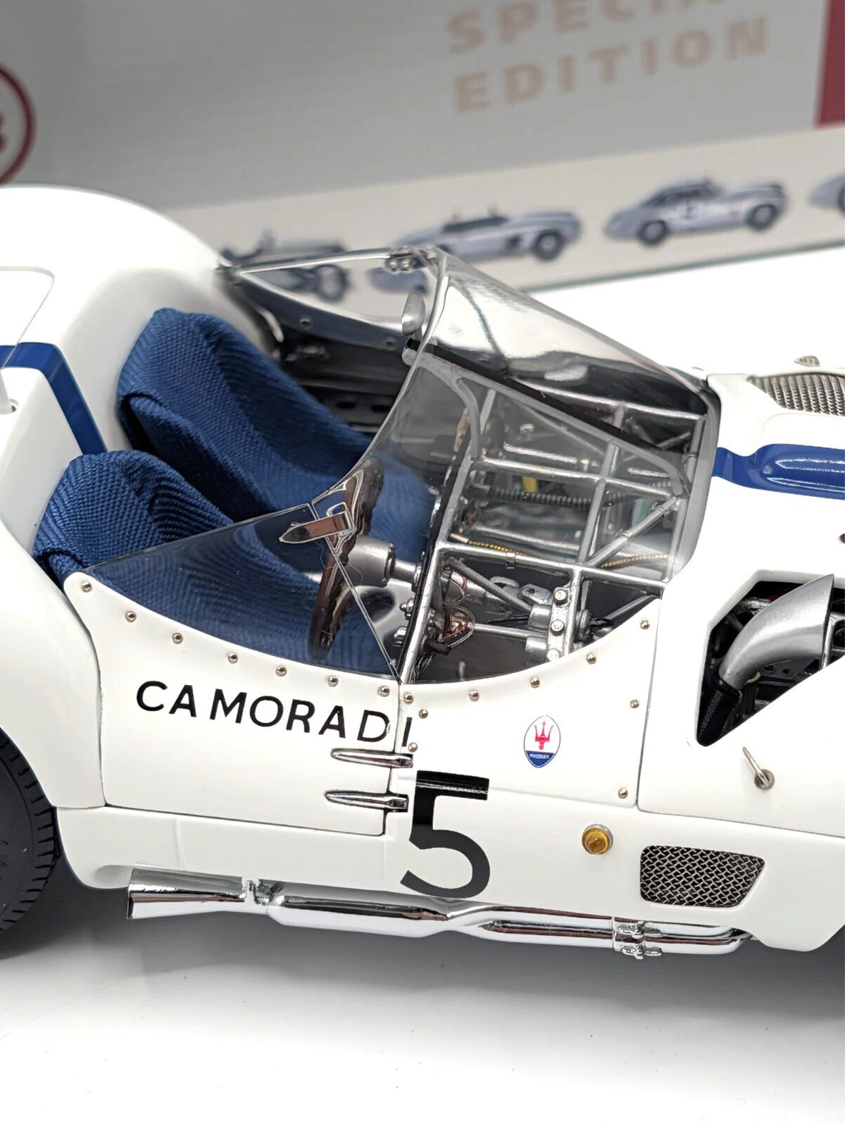 CMC 1:18 Maserati Tipo 61 Birdcage 1960 Dan Gurney Signed Ltd Ed 600 M-062 Boxed