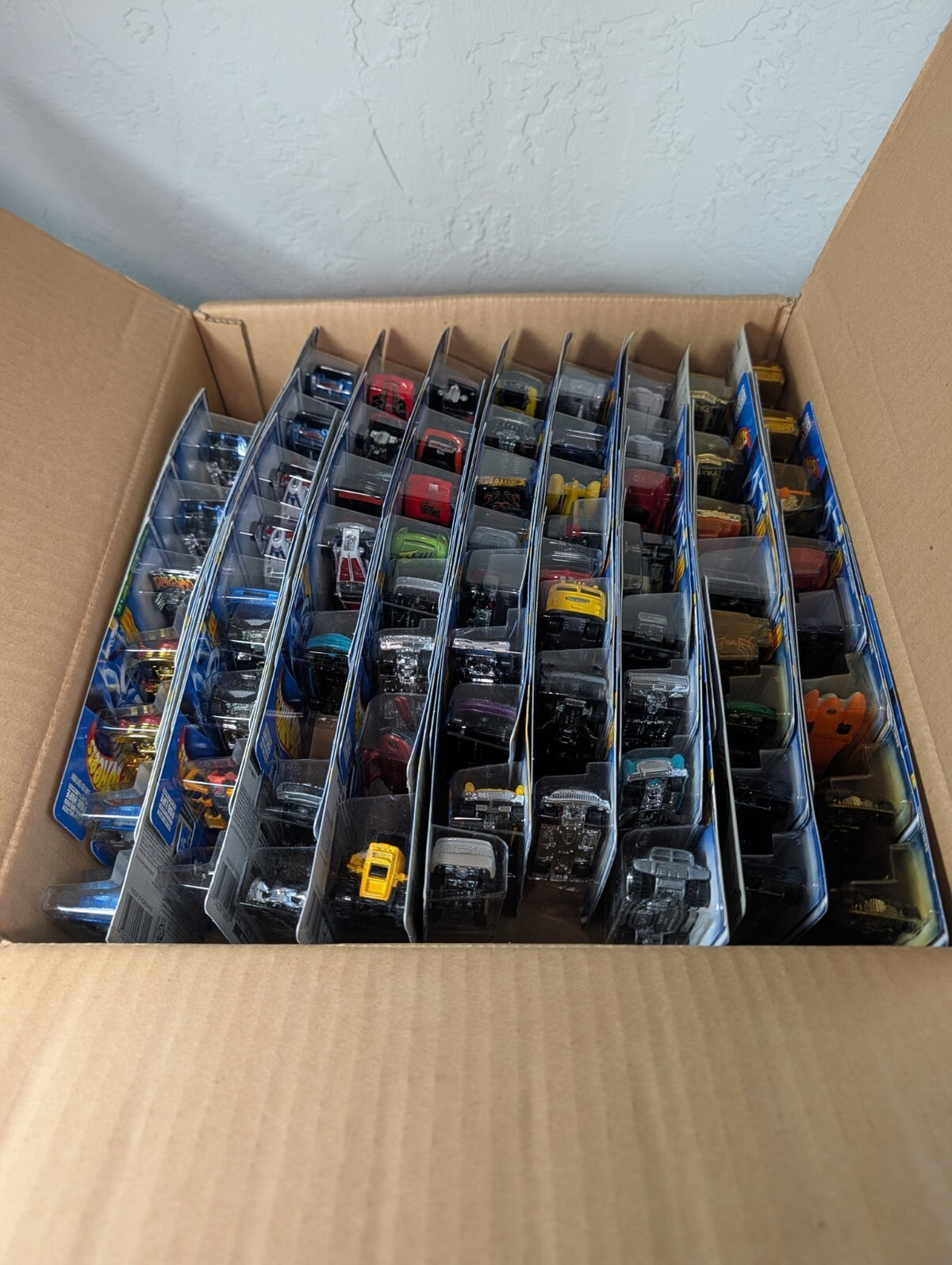 Hot Wheels Factory Case 3612 Lot of 72 Mainline 2001 First Edition Gold 1:64 C