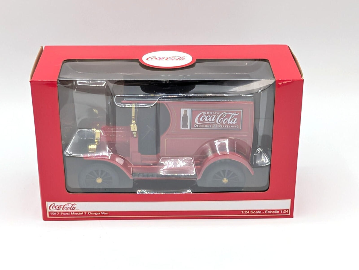 Motor City Classics 1/24 Coca-Cola 1917 Ford Model T Cargo Van Diecast 424197