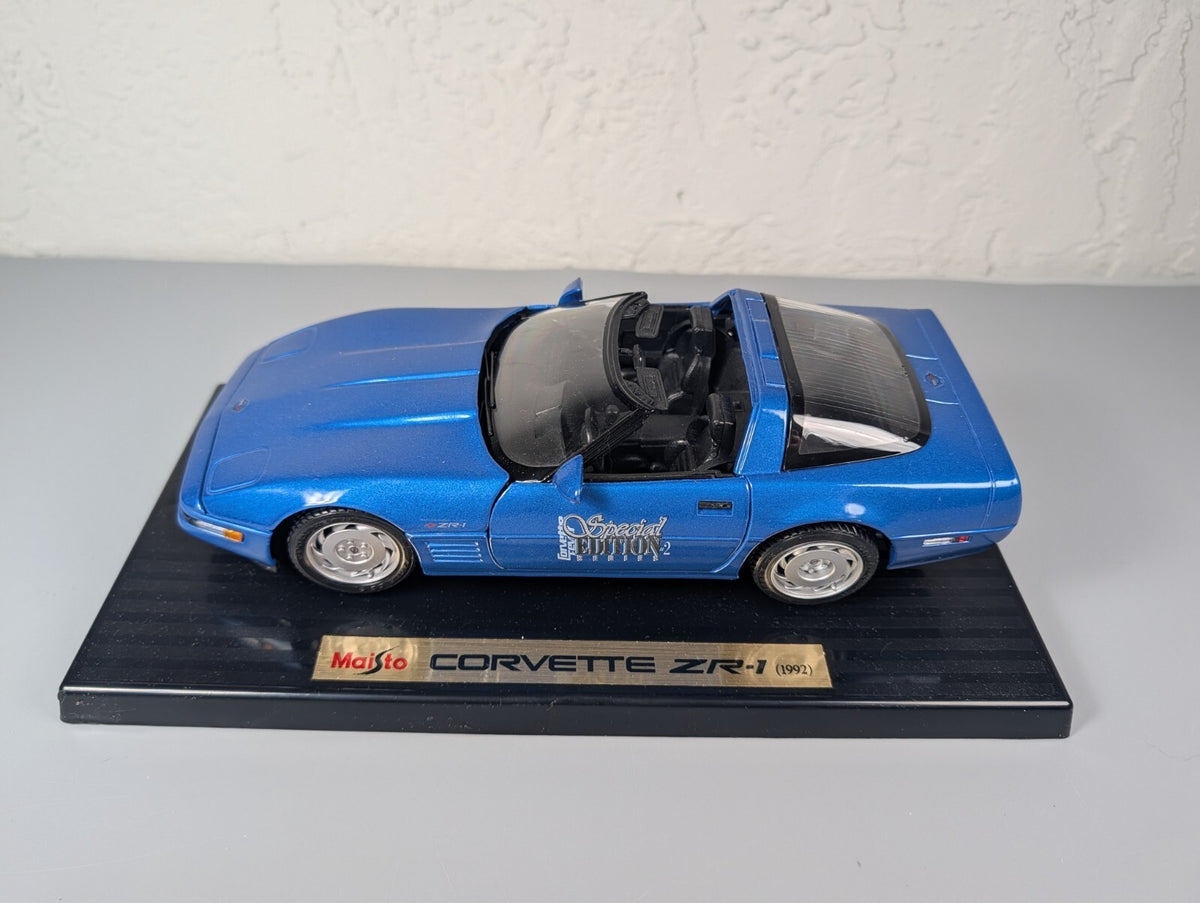Maisto 1992 Chevrolet Corvette ZR-1 1:18 Blue Special Edition Series #2 Diecast