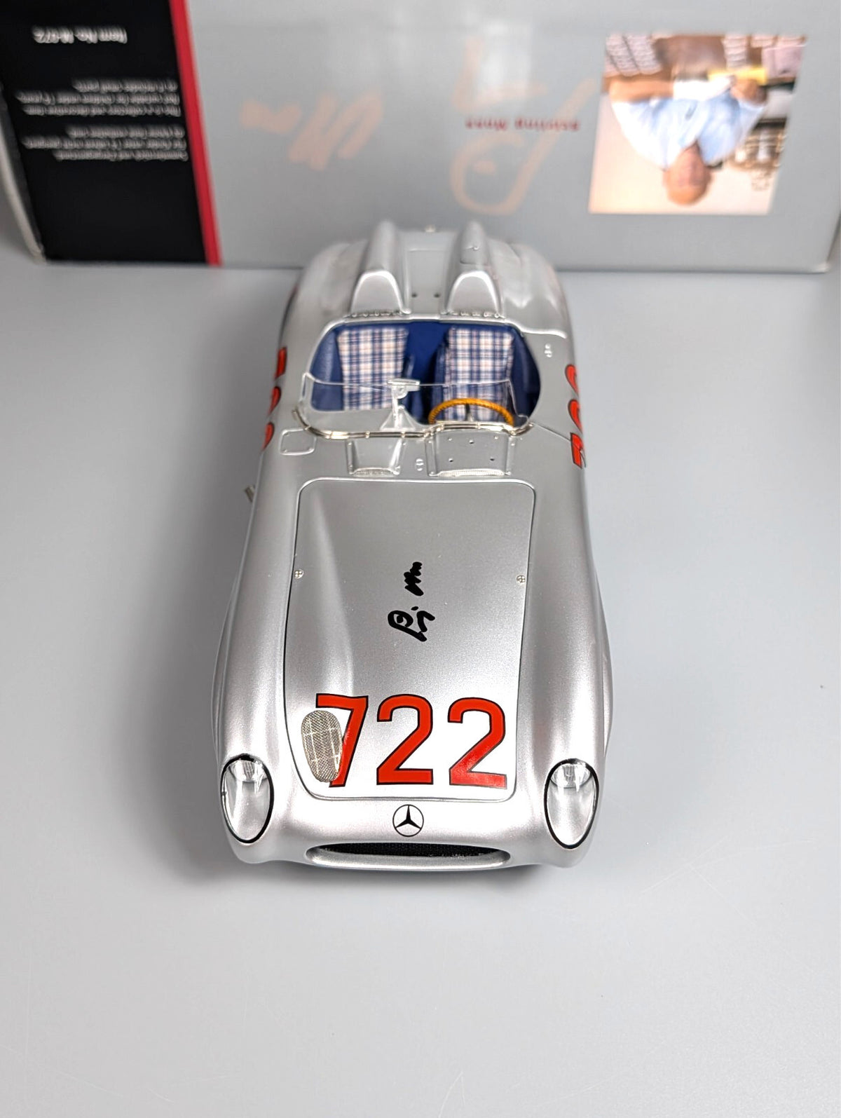CMC 1:18 Mercedes-Benz 300 SLR 722 Signed Stirling Moss Mille Miglia  M-072 COA