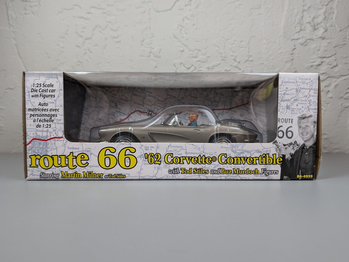 Revell Route 66 '62 Corvette Convertible 1:25 Diecast Figures New Box