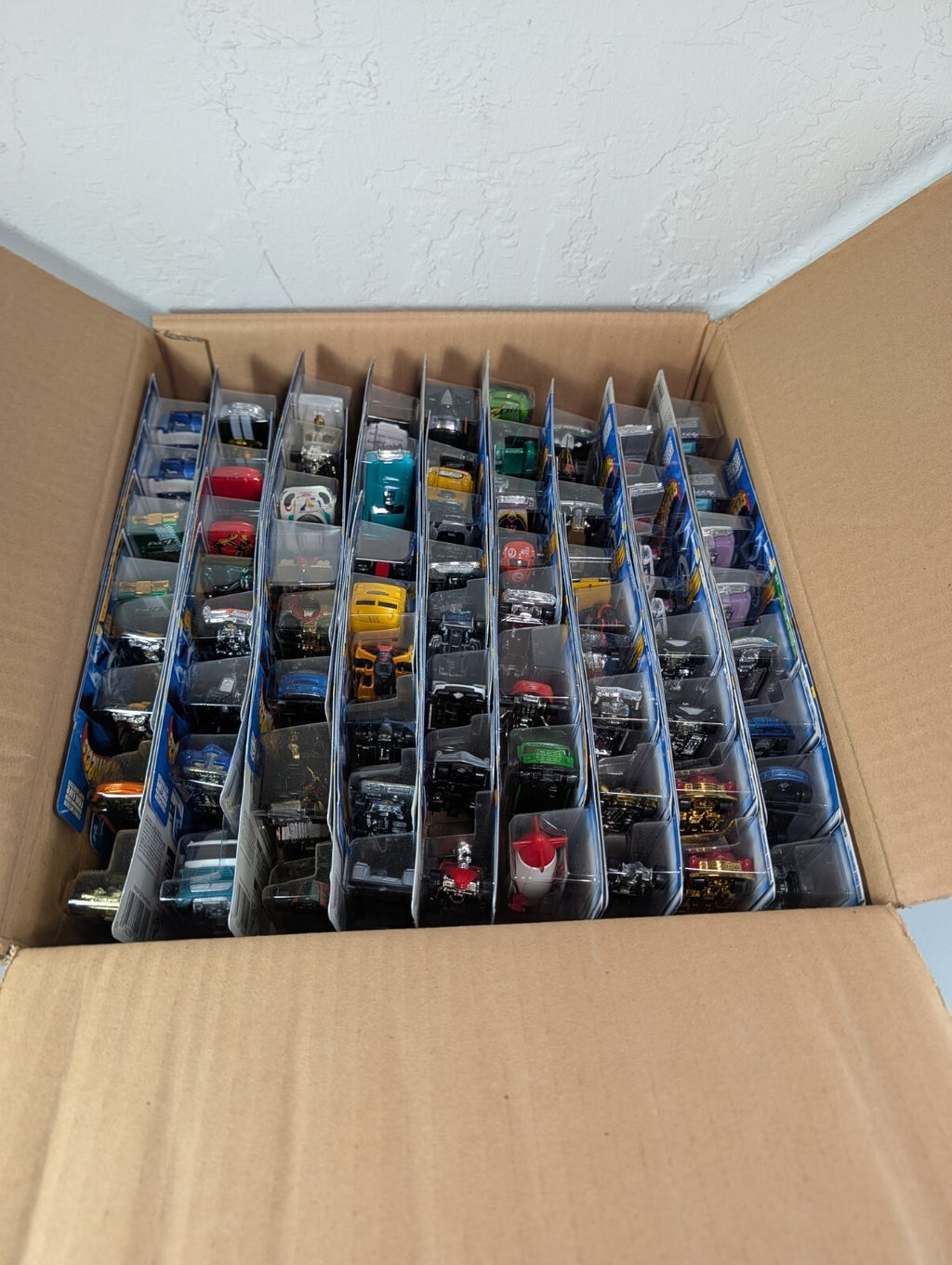 Hot Wheels Factory Case 3612 Lot of 72 Mainline 2001 First Editions 1:64 B