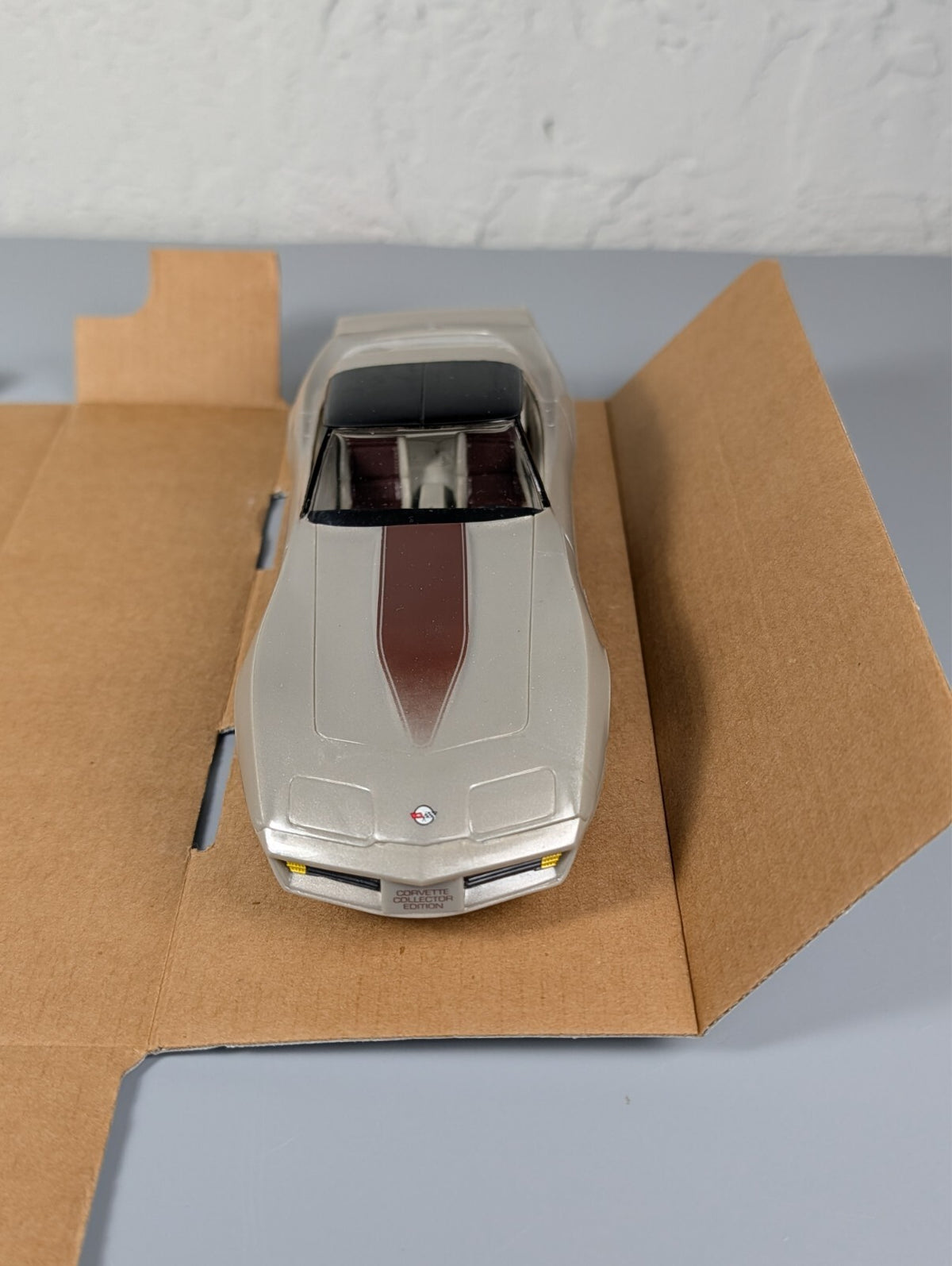 AMT ERTL 1982 Chevrolet Corvette Collectors Edition Promo 1:25 8157EO