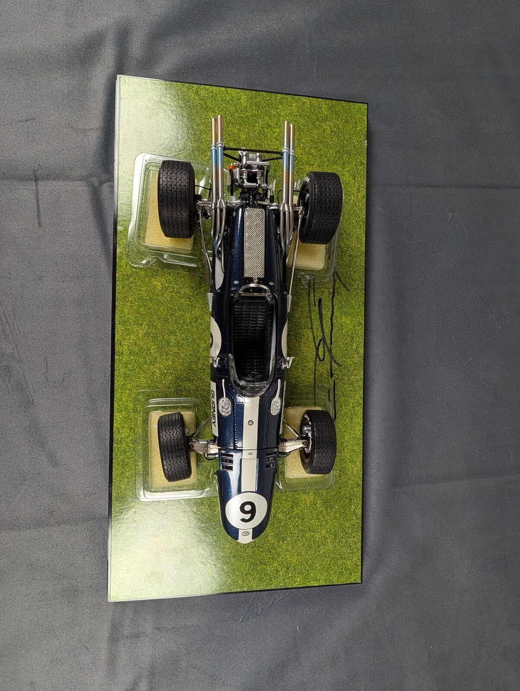 Carousel 1 AAR Eagle Weslake 1967 Nurburgring Dan Gurney Signed 1:18 LE 504 COA
