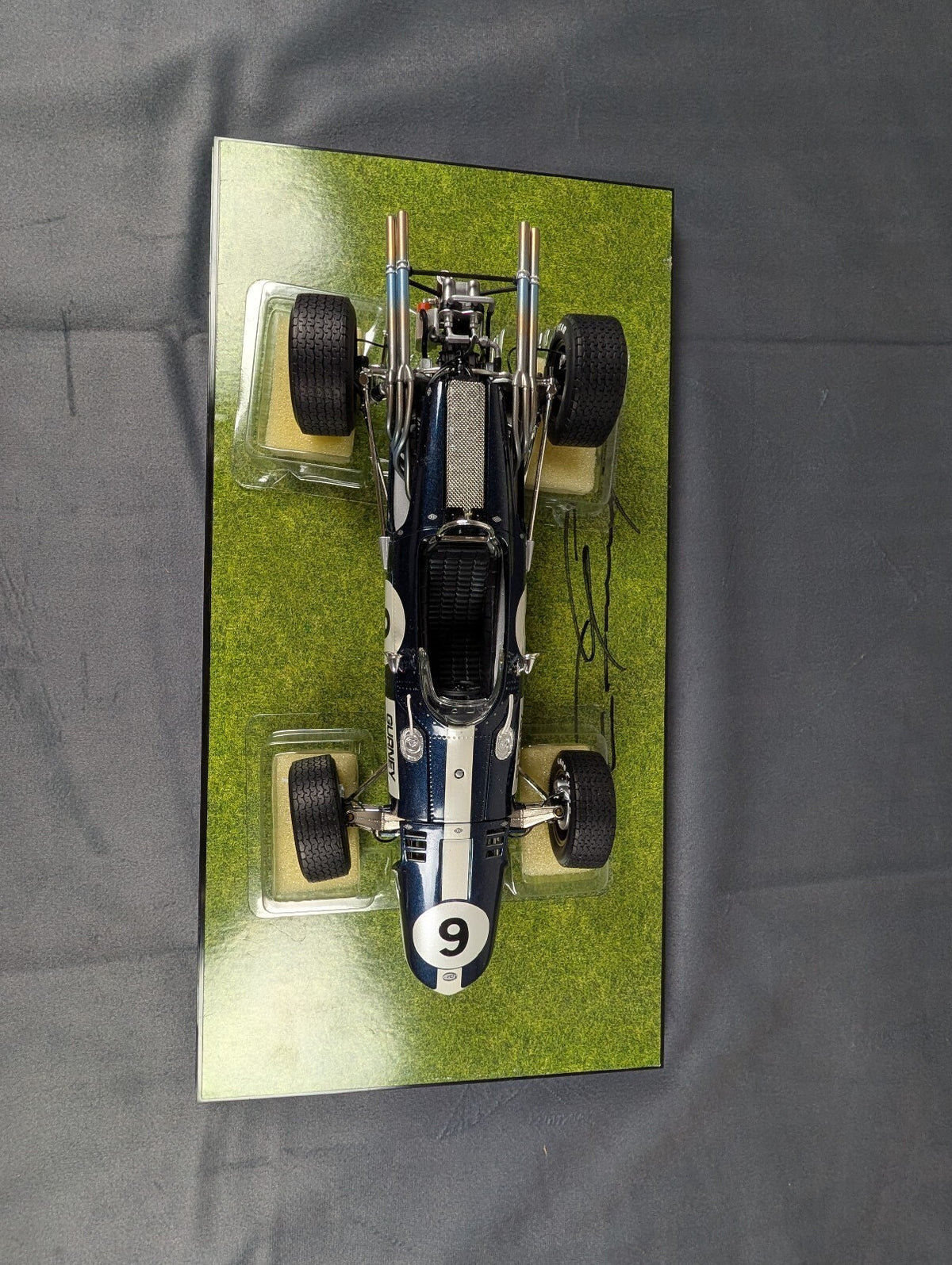 Carousel 1 AAR Eagle Weslake 1967 Nurburgring Dan Gurney Signed 1:18 LE 504 COA