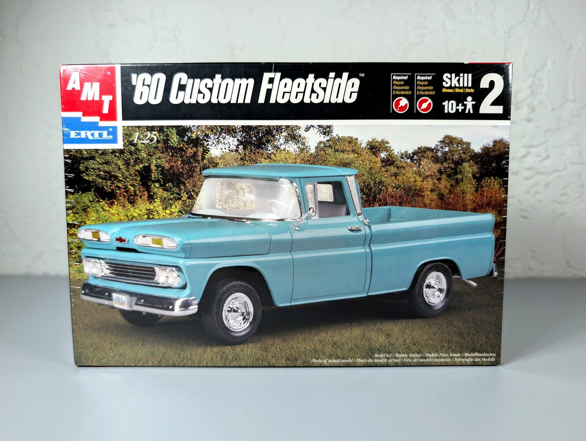 AMT ERTL 1960 Chevy Custom Fleetside Pickup 1:25 Model Kit Open Box