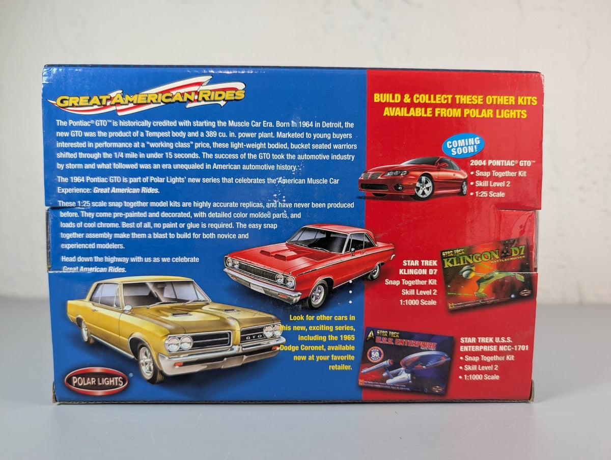 Polar Lights 1964 Pontiac GTO Convertible 1:25 Snap Model Kit SEALED Black