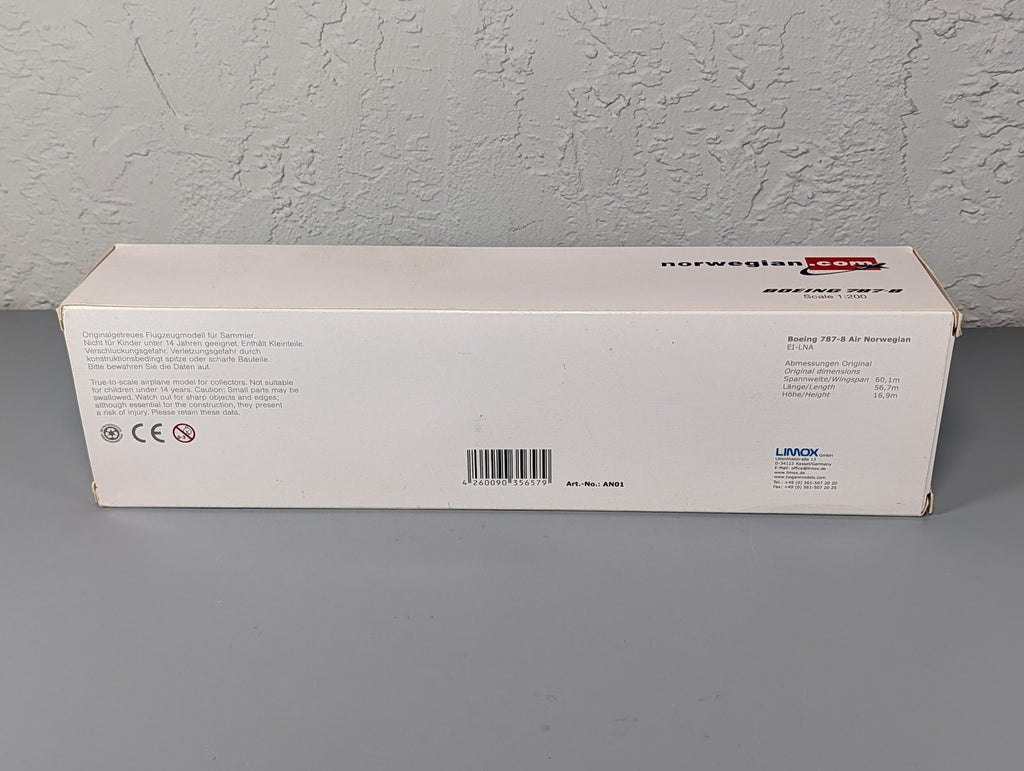Hogan Boeing 787-8 Norwegian Air Dreamliner 1:200 Model Airplane EI-LNA Stand