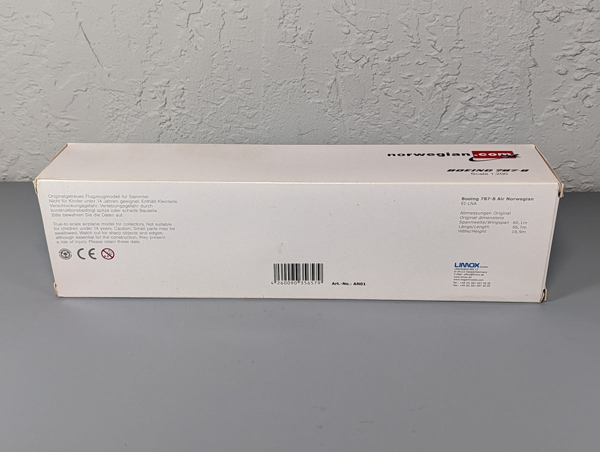 Hogan Boeing 787-8 Norwegian Air Dreamliner 1:200 Model Airplane EI-LNA Stand