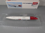 Hogan Boeing 787-8 Norwegian Air Dreamliner 1:200 Model Airplane EI-LNA Stand