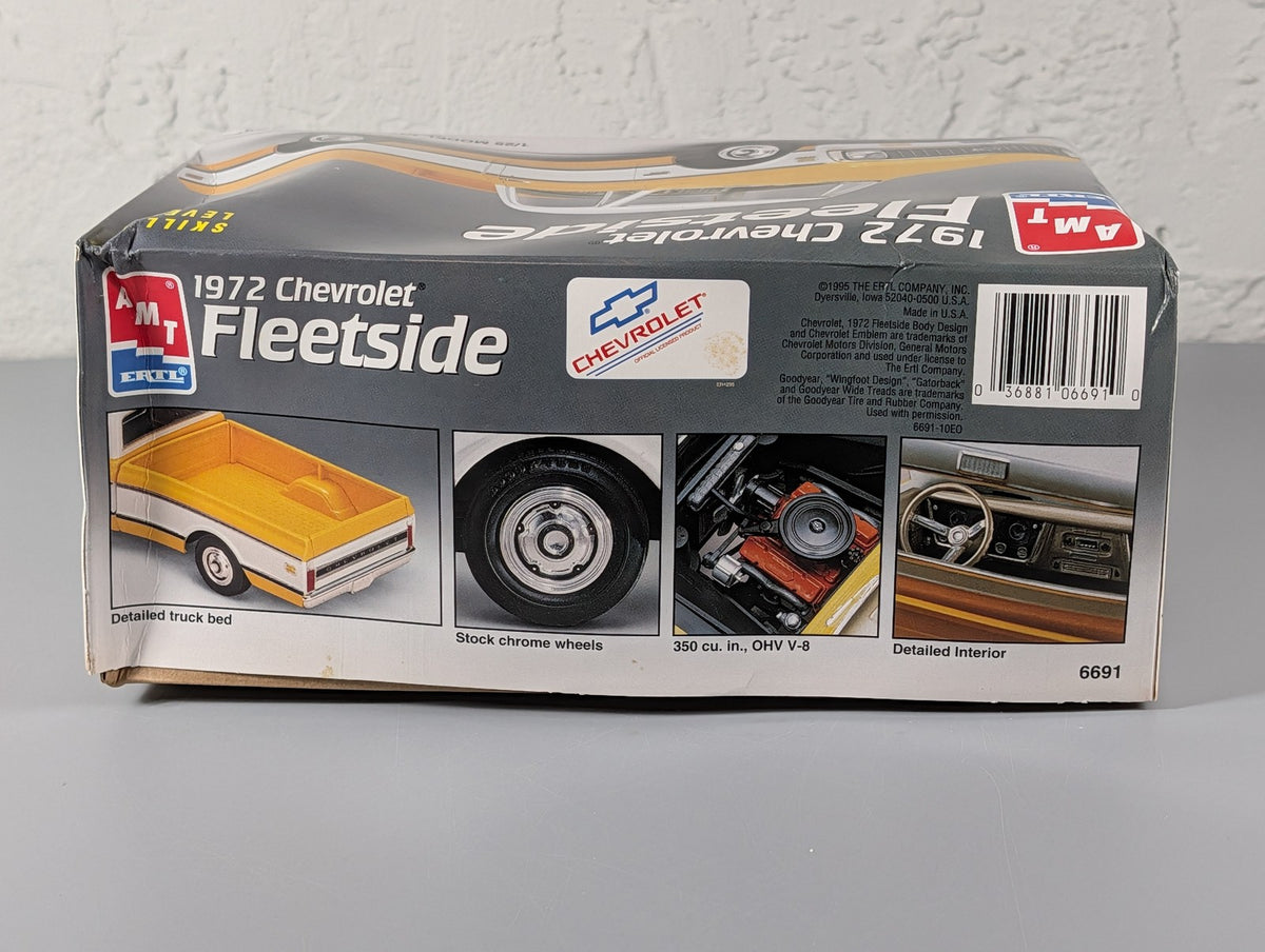 AMT Ertl 1972 Chevrolet Fleetside Pickup 1/25 Model Kit 6691 New Unbuilt
