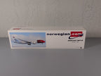 Hogan Boeing 787-8 Norwegian Air Dreamliner 1:200 Model Airplane EI-LNA Stand